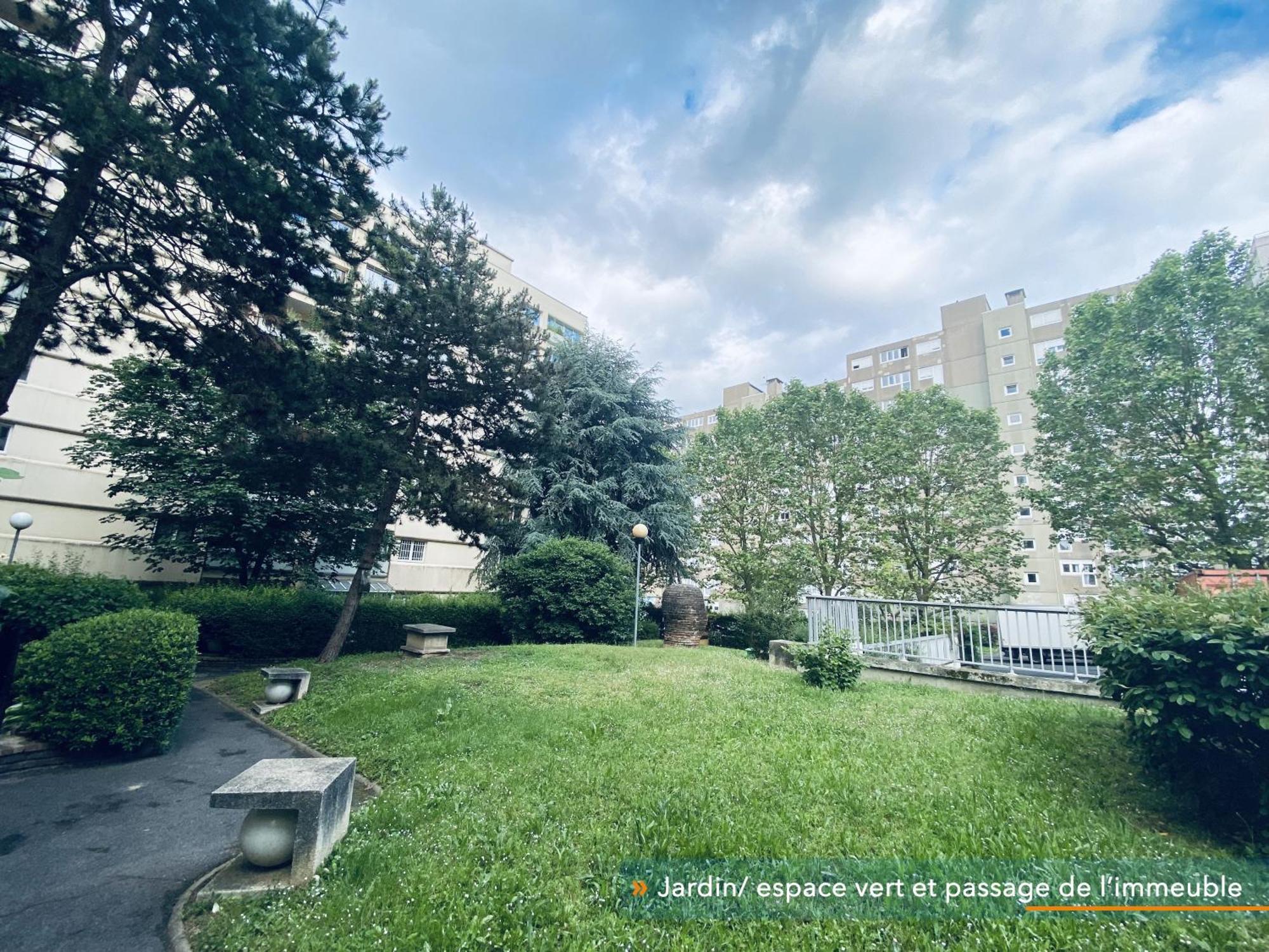 Appartement Parisien Neuf, Moderne Avec Une Grande Salon, 2 Chambres, 4 Lits, Parking Gratuit, 15Min De Paris Et 13 Min Aeroport Orly Vitry-sur-Seine Kültér fotó